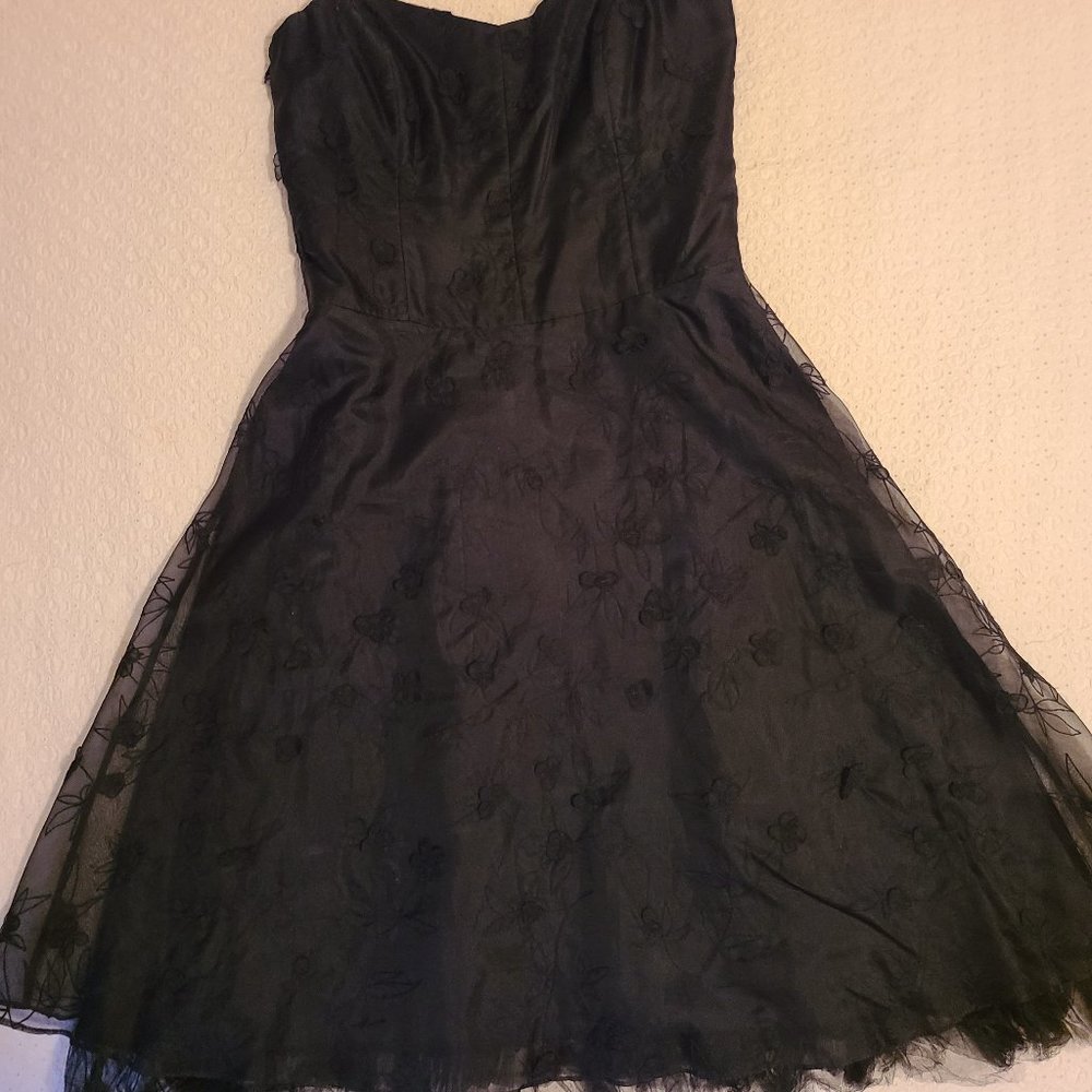 Nicole Miller Floral Applique Black Tulle Cocktail Dress